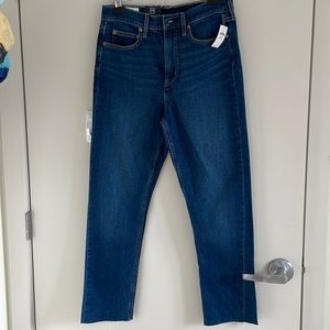 GAP size 29/8 jeans NWT open hem